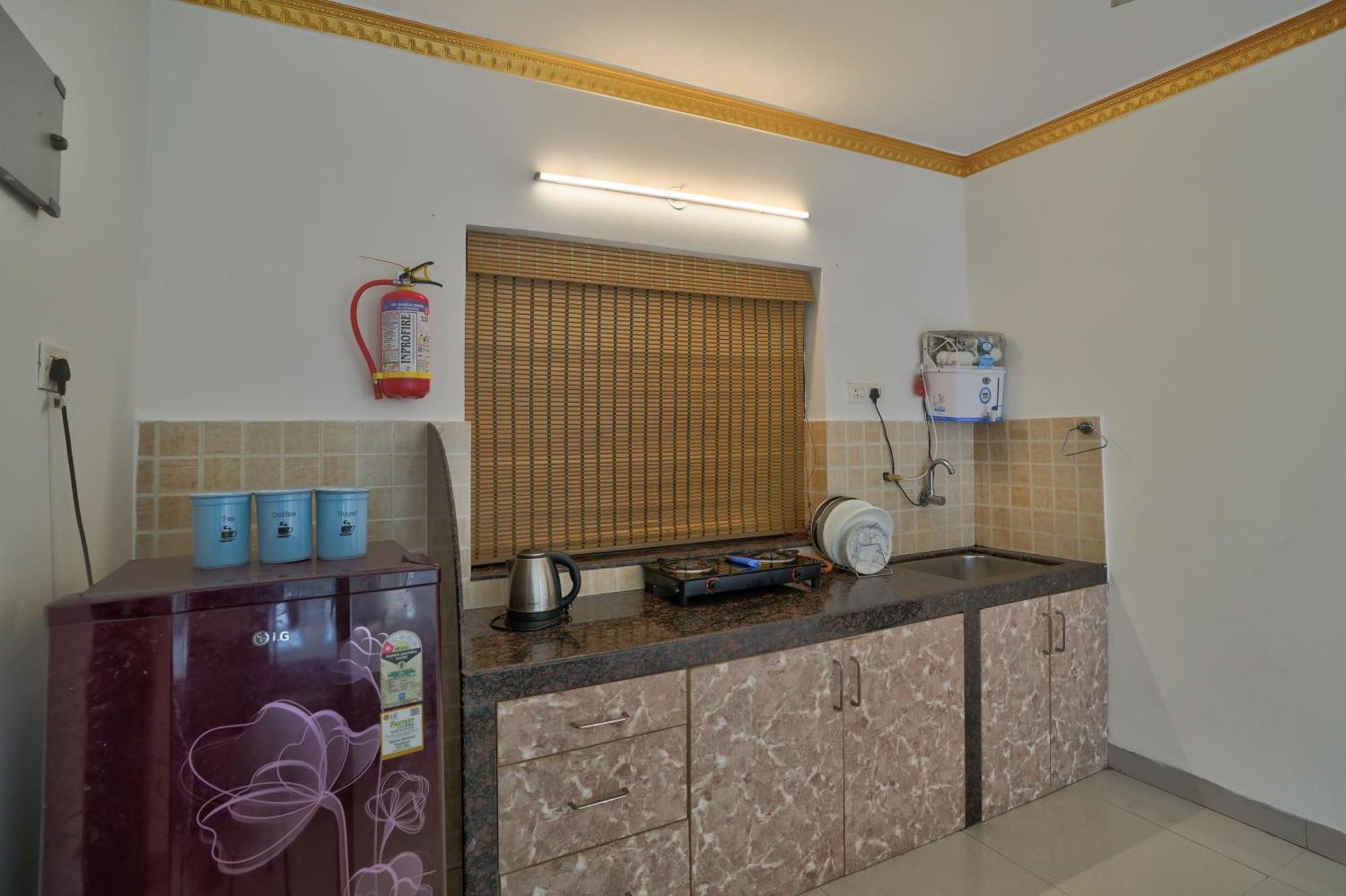Amazing Pool View Candolim Goa 2Bhk Apartment מראה חיצוני תמונה