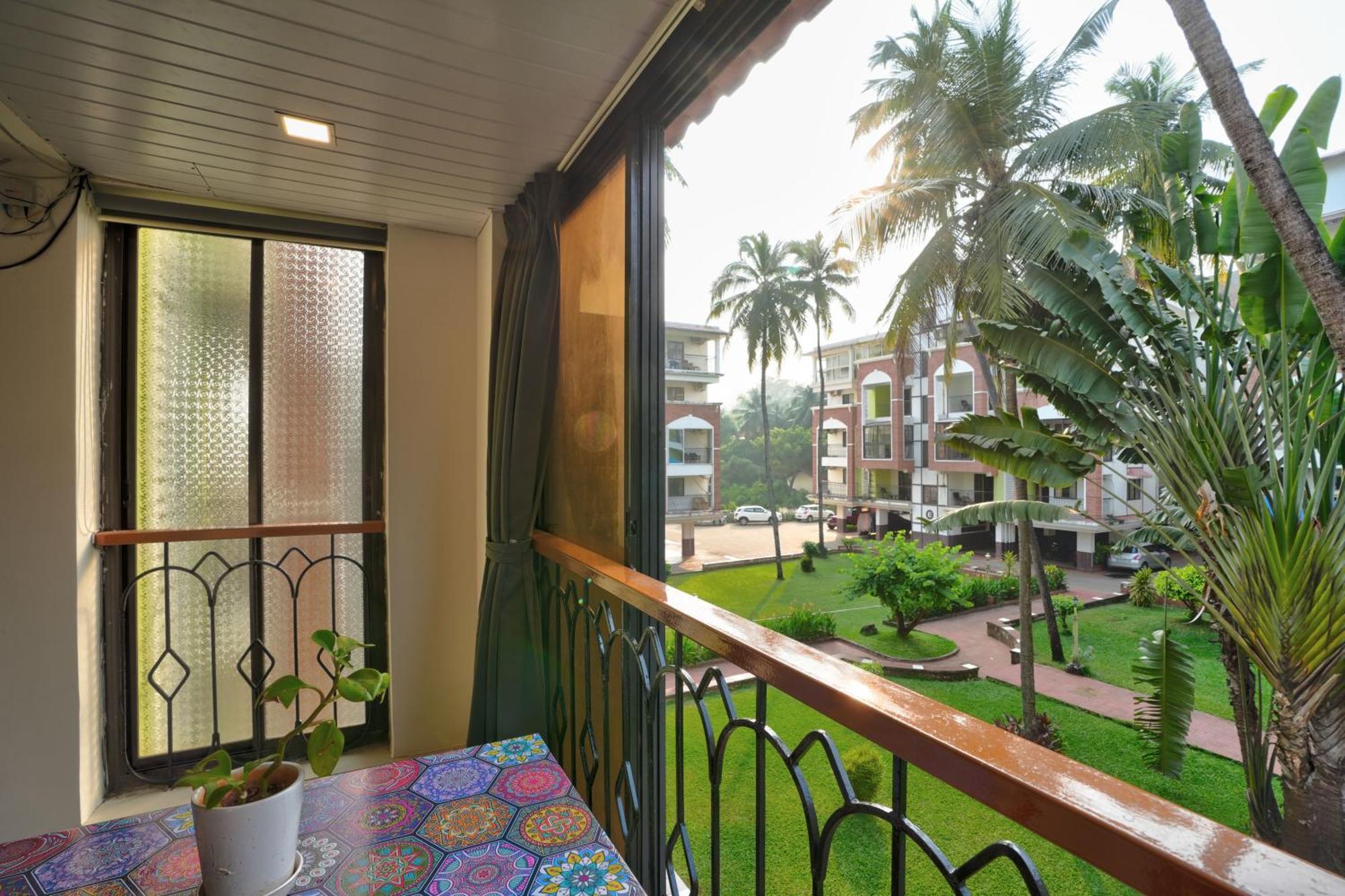 Amazing Pool View Candolim Goa 2Bhk Apartment מראה חיצוני תמונה