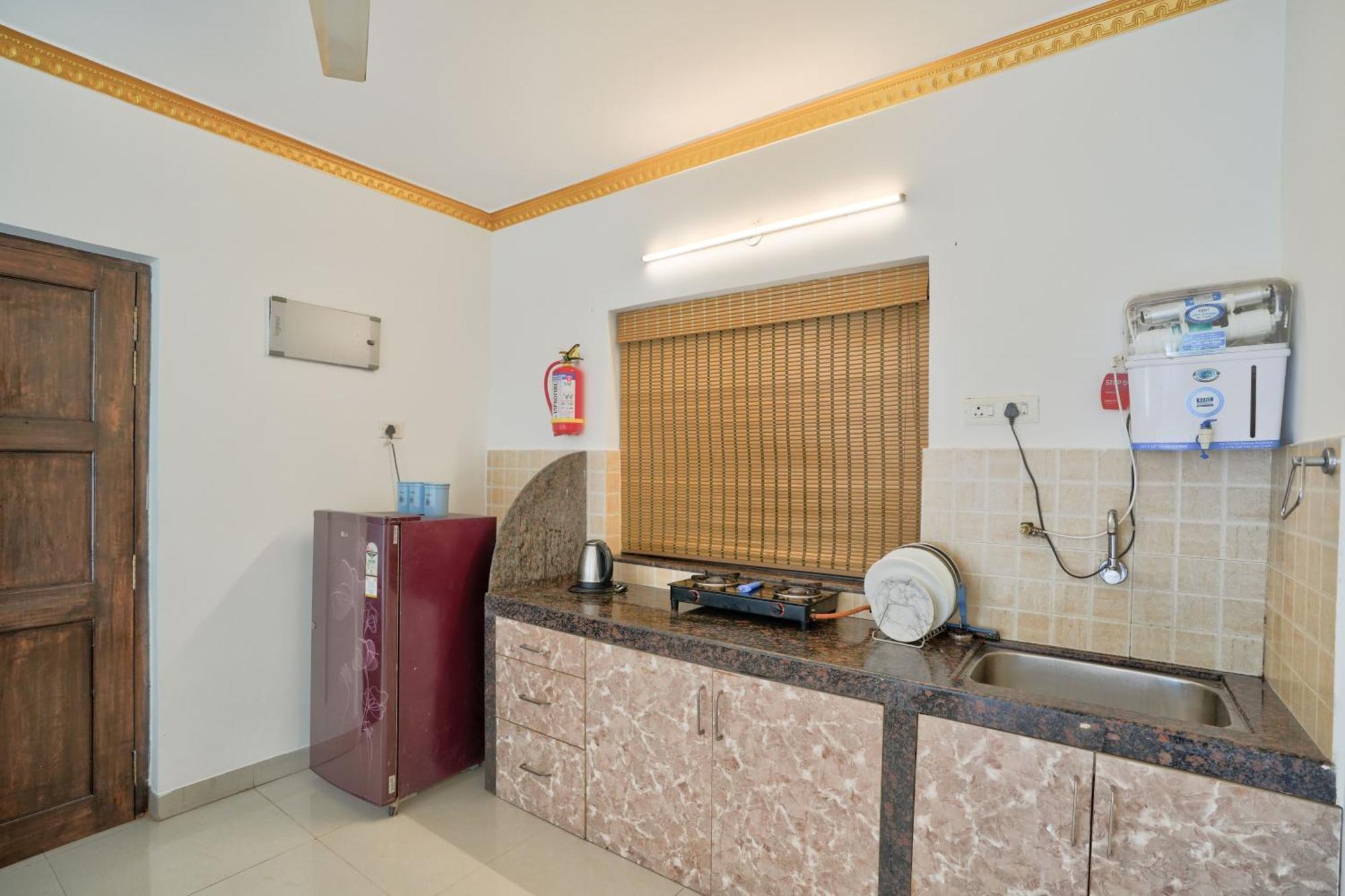 Amazing Pool View Candolim Goa 2Bhk Apartment מראה חיצוני תמונה